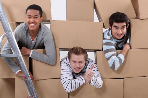 Local storage support for students near Green Lanes